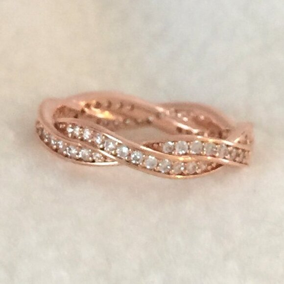 CLEARANCE.... NWOT Pandora Rose Gold Twist of Fate Ring All Sizes - Picture 5 of 5